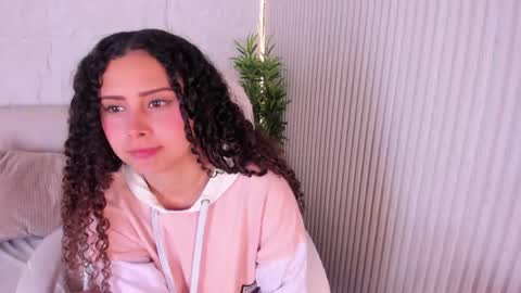 Snapshot of marelynsummer chatting on 04/22/26, 11:34 Marelyn online show from 04/22/26, 11:34