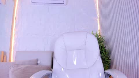 Snapshot of marelynsummer chatting on 05/08/26, 11:37 Marelyn online show from 05/08/26, 11:37