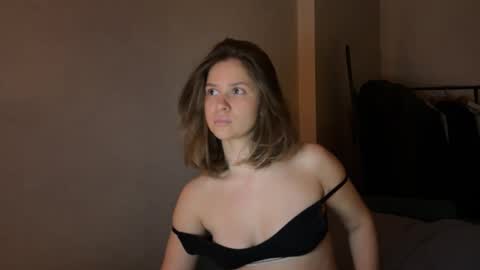 Snapshot of margaretstrein chatting on 01/10/26, 01:46 Alex and Jane online show from 01/10/26, 01:46