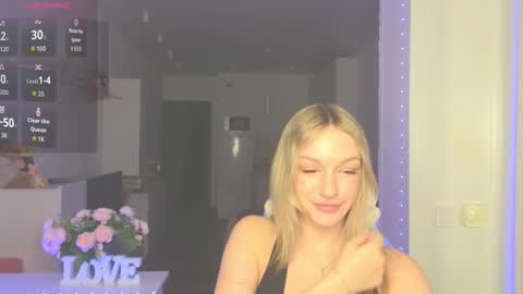 Margaret online show from 11/04/25, 01:38