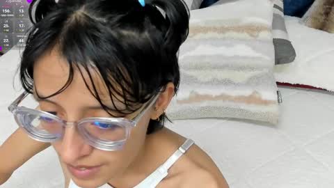Snapshot of marge_lasander chatting on 02/28/25, 04:43 Aitana online show from 02/28/25, 04:43
