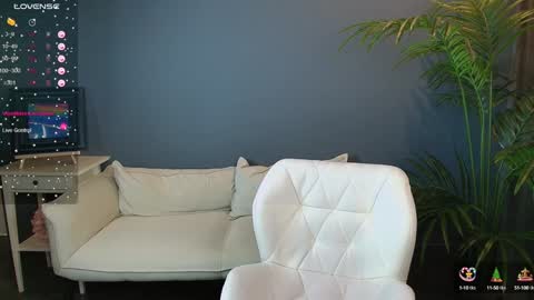 Snapshot of margeritirell chatting on 01/05/25, 02:38 Margo online show from 01/05/25, 02:38