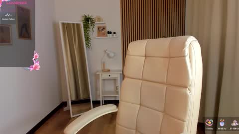 Snapshot of margeritirell chatting on 09/16/25, 03:07 Margo online show from 09/16/25, 03:07