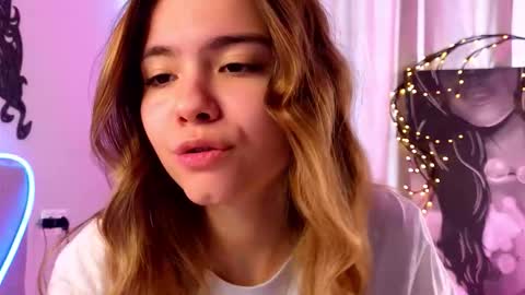 Call me Margie33 online show from 03/15/26, 09:04