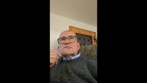 Snapshot of marginalie chatting on 12/17/25, 09:48 marginalie online show from 12/17/25, 09:48