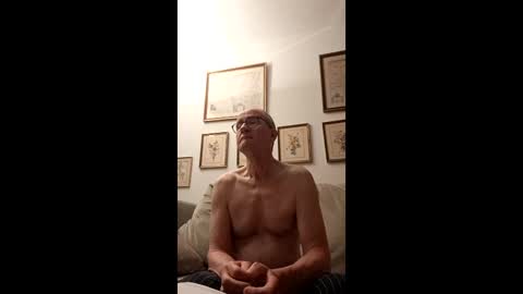 Snapshot of marginalie chatting on 03/14/26, 04:51 marginalie online show from 03/14/26, 04:51