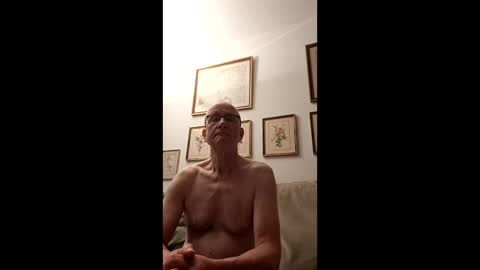 Snapshot of marginalie chatting on 04/10/26, 05:34 marginalie online show from 04/10/26, 05:34