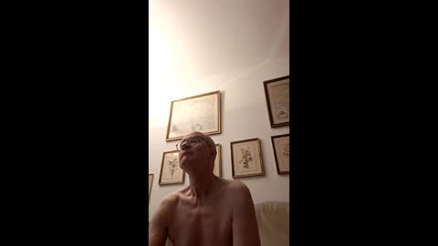 Snapshot of marginalie chatting on 04/11/26, 05:12 marginalie online show from 04/11/26, 05:12