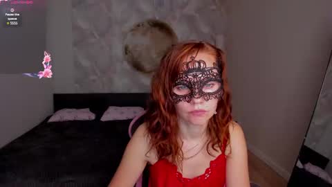 Snapshot of margo_kellly chatting on 07/20/26, 11:40 Margo Kellly online show from 07/20/26, 11:40