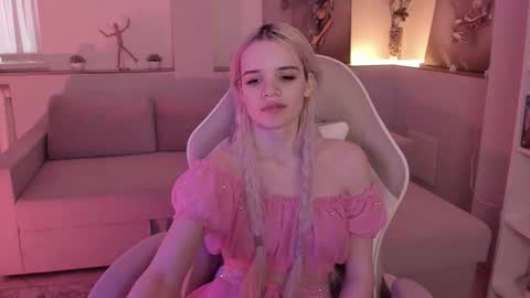 Snapshot of margo_terch chatting on 01/17/26, 08:52 margo terch online show from 01/17/26, 08:52