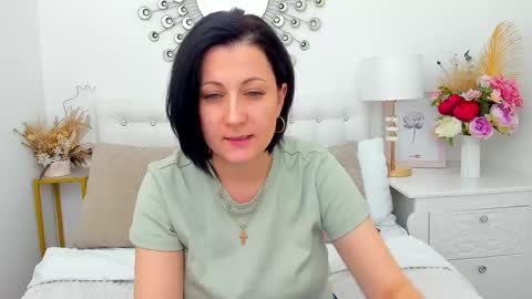 Snapshot of margobloom chatting on 03/24/26, 06:35 Margo online show from 03/24/26, 06:35