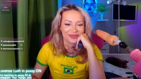 Snapshot of margohotty chatting on 11/08/25, 04:12 Margo for you online show from 11/08/25, 04:12