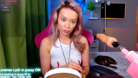 Snapshot of margohotty chatting on 11/13/25, 03:05 Margo for you online show from 11/13/25, 03:05