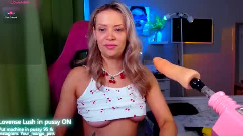 Snapshot of margohotty chatting on 11/30/25, 03:54 Margo for you online show from 11/30/25, 03:54