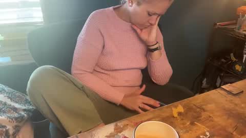 Elle online show from 09/29/25, 02:11