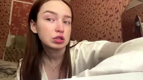 Snapshot of margopesavento chatting on 07/12/26, 08:38 Chloe online show from 07/12/26, 08:38