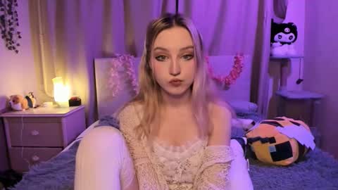 Margo online show from 11/21/25, 05:44