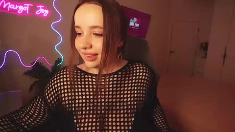 Margo online show from 05/01/26, 05:17