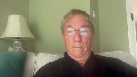 Snapshot of marhea260751 chatting on 10/13/25, 10:37 marhea online show from 10/13/25, 10:37