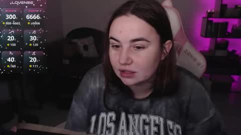 mari moore online show from 11/24/25, 06:35