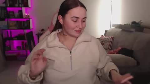 mari moore online show from 12/19/25, 09:27