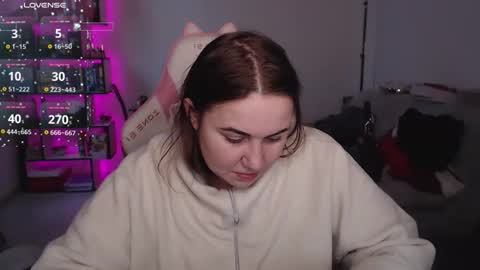 mari moore online show from 12/23/25, 09:07