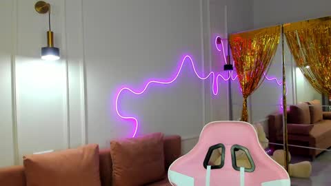 mari_nett online show from 12/30/24, 08:58