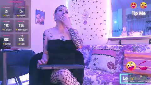 Snapshot of maria_fernandaxxx_ chatting on 03/25/26, 02:06 Maria fernanda online show from 03/25/26, 02:06