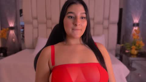 Snapshot of maria_flowers chatting on 10/26/25, 07:42 MARIA online show from 10/26/25, 07:42