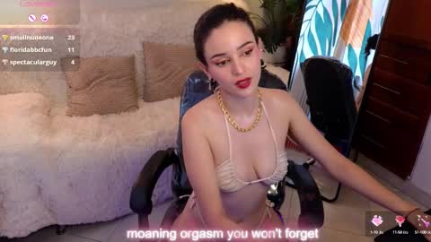 Snapshot of maria_flowwer chatting on 02/21/25, 05:31 Maria Flowwer online show from 02/21/25, 05:31