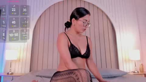 Maria  online show from 11/09/25, 11:19