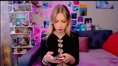 Maria online show from 02/27/25, 04:20