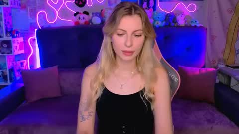 Maria online show from 11/28/25, 04:59