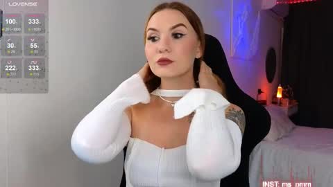 Snapshot of maria_shy_lii chatting on 02/12/25, 01:27 maria_shy_lii online show from 02/12/25, 01:27