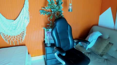Snapshot of maria_turner1 chatting on 05/11/26, 04:04 maria_turner1 online show from 05/11/26, 04:04