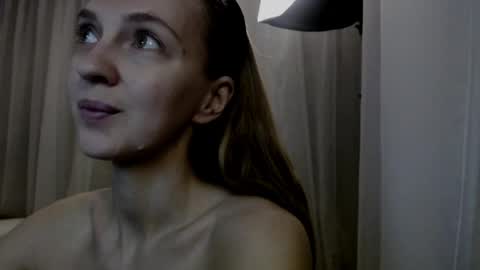 Snapshot of maria_venera__ chatting on 05/28/26, 02:09 Maria online show from 05/28/26, 02:09