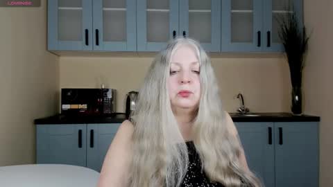 Snapshot of mariabelladonna chatting on 03/08/26, 02:04 Maria online show from 03/08/26, 02:04