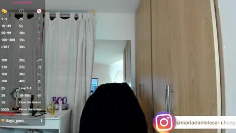 mariadanielasanchez online show from 10/29/25, 02:03