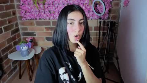 Maria online show from 04/24/26, 07:16