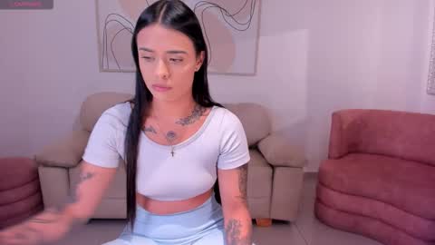 MARIA HERRERA  online show from 09/17/25, 08:21