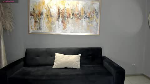 MARIA HERRERA  online show from 12/14/25, 06:12