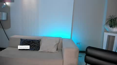 MARIA HERRERA  online show from 04/29/26, 08:04