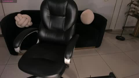 MARIA HERRERA  online show from 04/30/26, 09:30