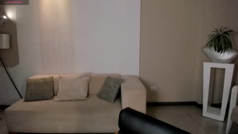 MARIA HERRERA  online show from 05/01/26, 06:12