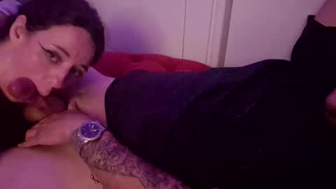 Snapshot of mariahjsav95 chatting on 10/04/25, 08:34 MariahJade95 online show from 10/04/25, 08:34