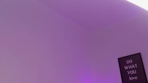 Snapshot of mariam_scott18 chatting on 12/29/24, 12:41 Mariam online show from 12/29/24, 12:41