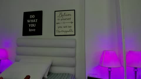 Snapshot of mariam_scott18 chatting on 03/01/25, 11:17 Mariam online show from 03/01/25, 11:17