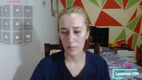 Snapshot of mariam_wish1 chatting on 06/13/26, 04:16 mariam_wish1 online show from 06/13/26, 04:16