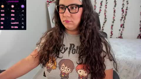   Mariam Castiblanco online show from 12/04/25, 02:59