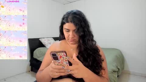 Snapshot of mariamcastillo chatting on 01/08/26, 05:37 Mariam Castiblanco online show from 01/08/26, 05:37